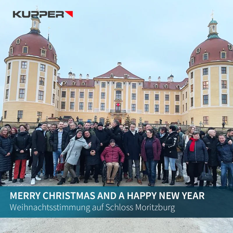 Team KUPPER IT vor Schloss Moritzburg