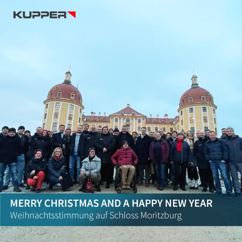 Team KUPPER IT vor Schloss Moritzburg